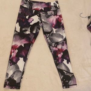 CALIA by Carrie Underwood Women's Energize Mid-Rise 7/8 Leggings Medium NWOT